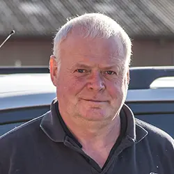 Portræt af murermester Preben Poulsen, indehaver af murer- og entreprenørfirma i Vinderup.